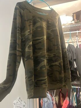 Camo Crewneck Sweatshirt - Olive Green